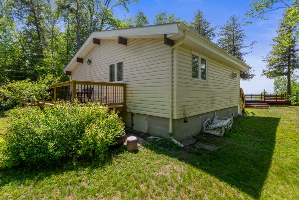 459 BRUCE ROAD 13