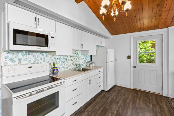 459 BRUCE ROAD 13