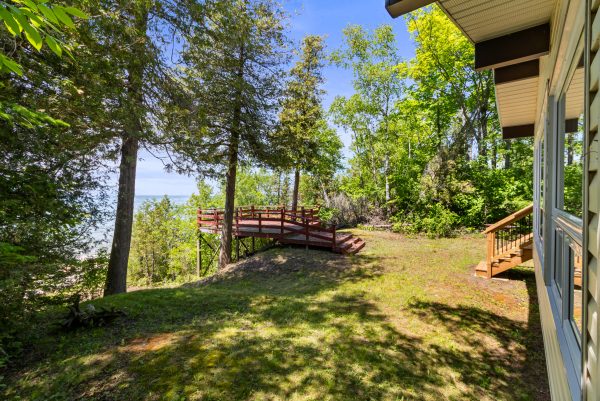 459 BRUCE ROAD 13