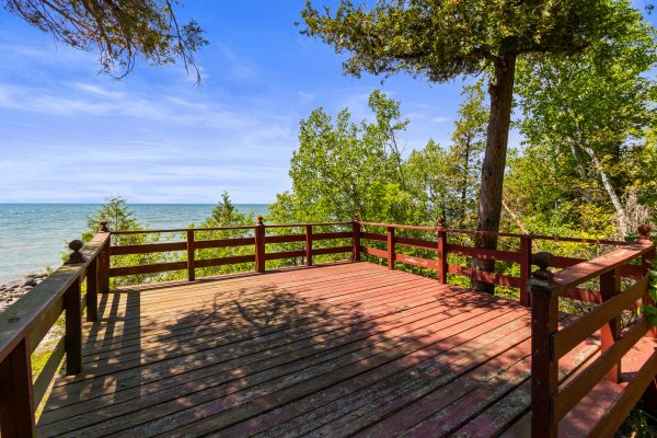 459 BRUCE ROAD 13