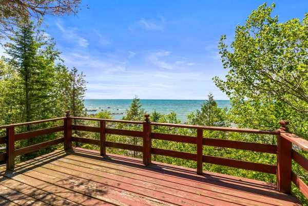 459 BRUCE ROAD 13