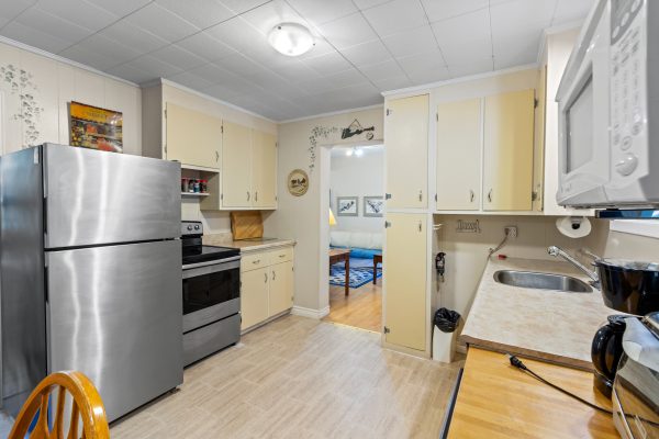 50 HANSEN DRIVE S