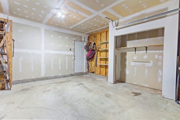 50 HANSEN DRIVE S