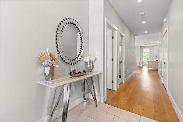515 4TH STREET W