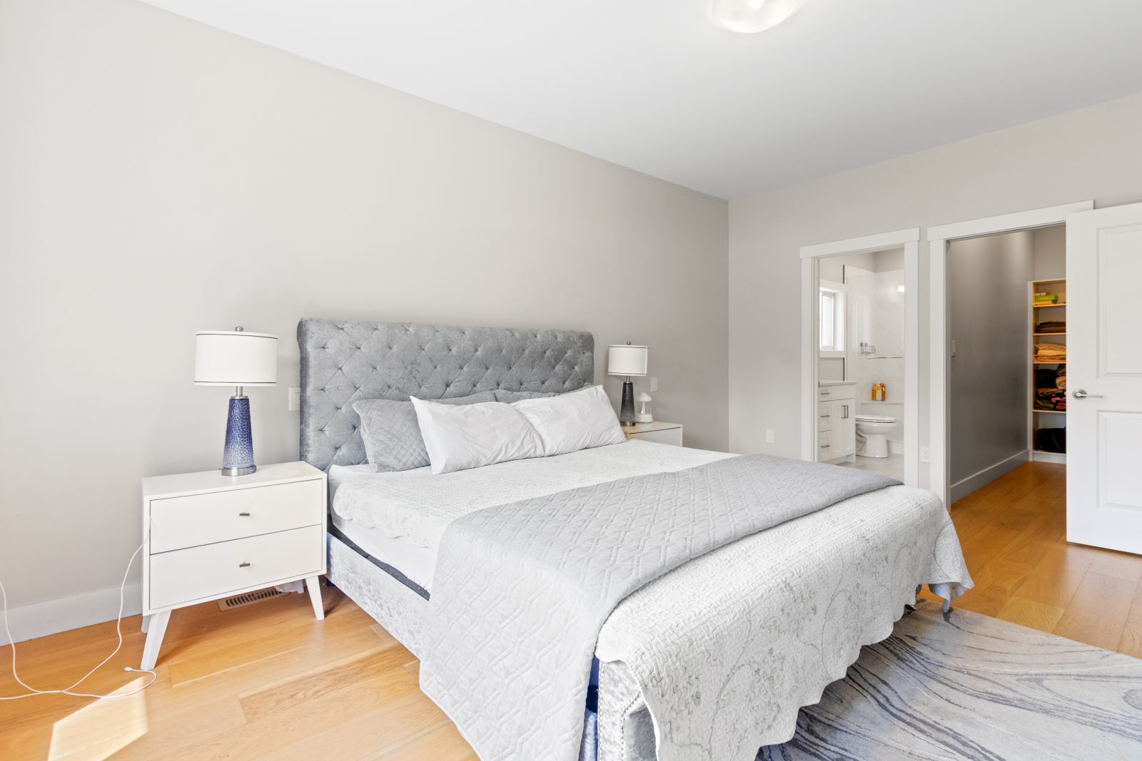 515 4TH STREET W