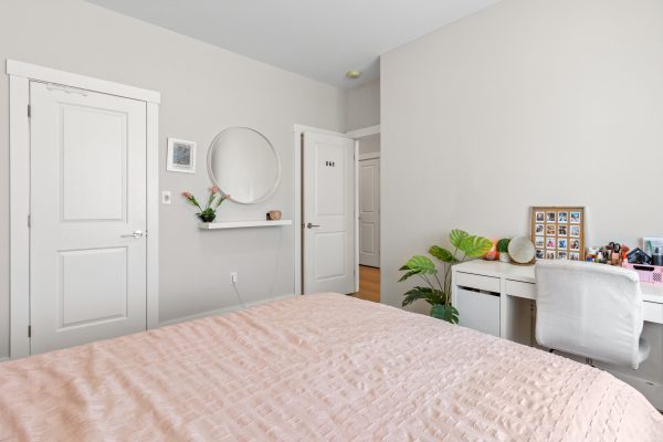 515 4TH STREET W