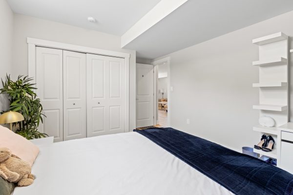 515 4TH STREET W