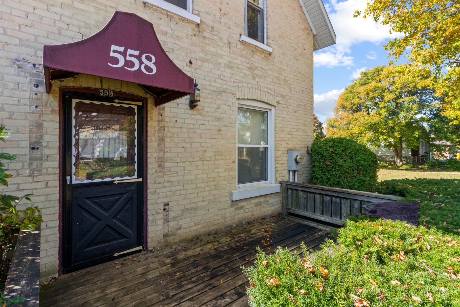 558 GREEN STREET