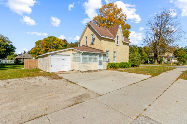 558 GREEN STREET