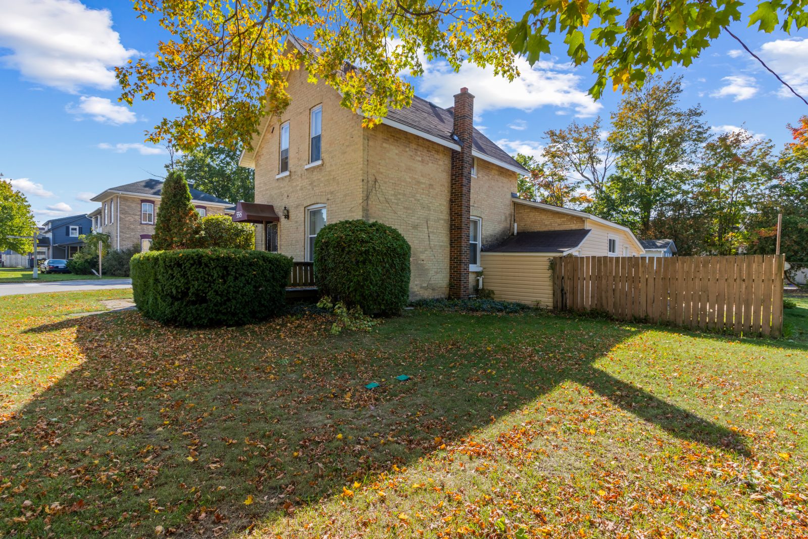 558 GREEN STREET