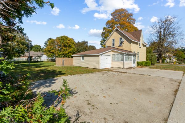 558 GREEN STREET