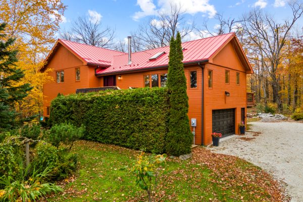569263 SIDEROAD 6 ROAD