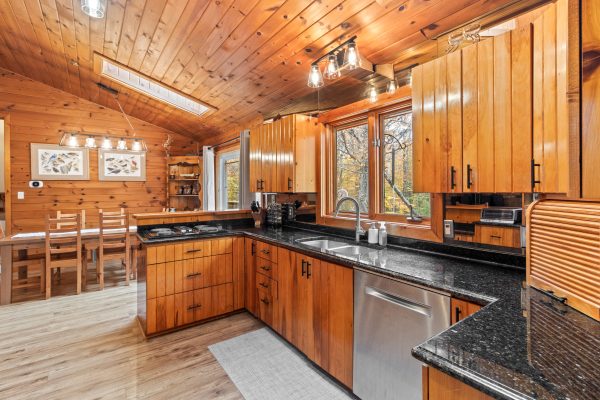 569263 SIDEROAD 6 ROAD