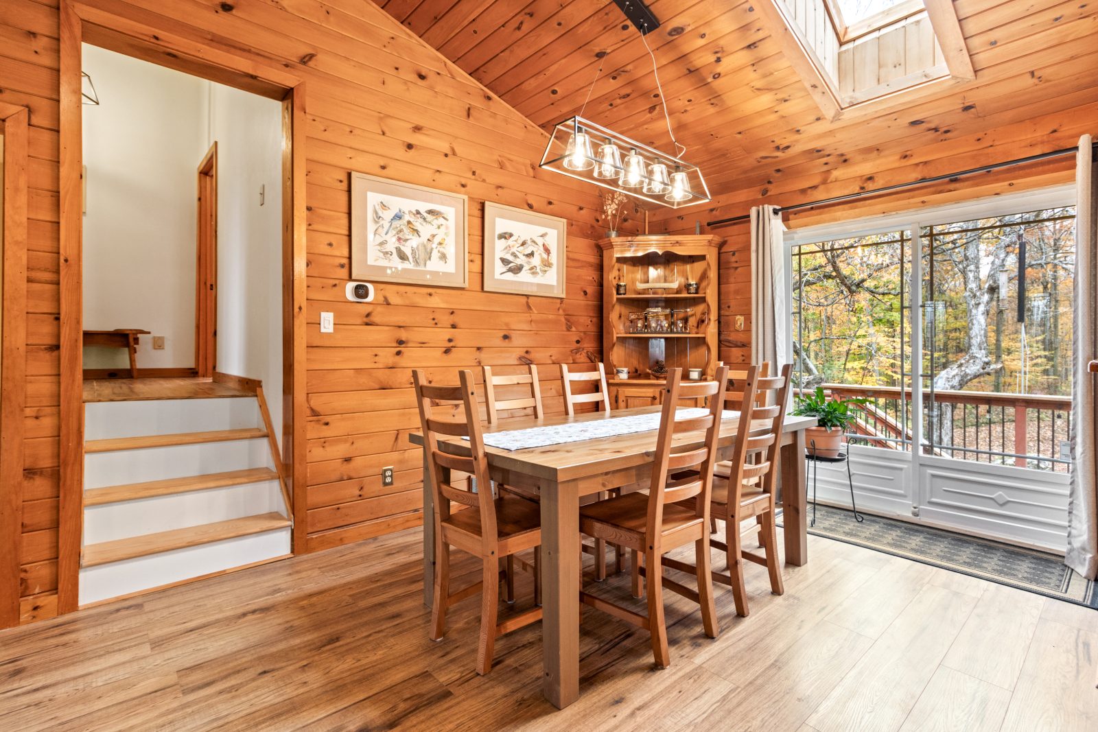 569263 SIDEROAD 6 ROAD