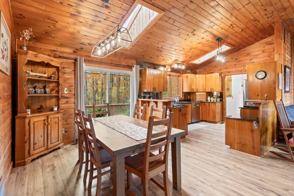 569263 SIDEROAD 6 ROAD