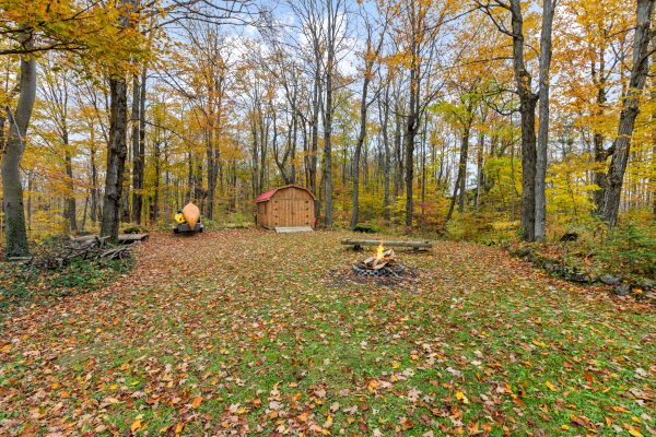 569263 SIDEROAD 6 ROAD