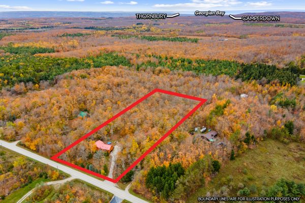 569263 SIDEROAD 6 ROAD
