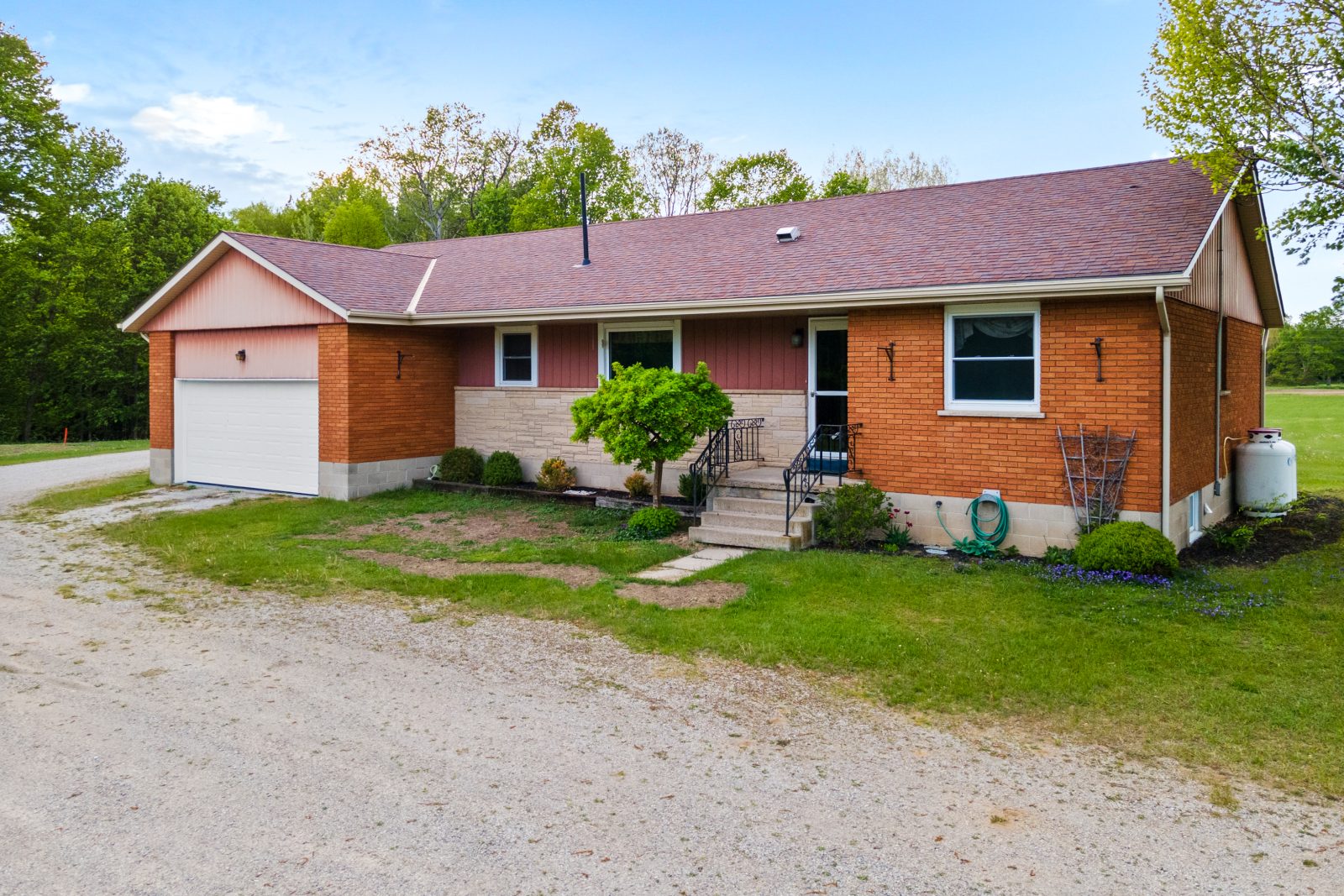 59 DENNY'S DAM ROAD