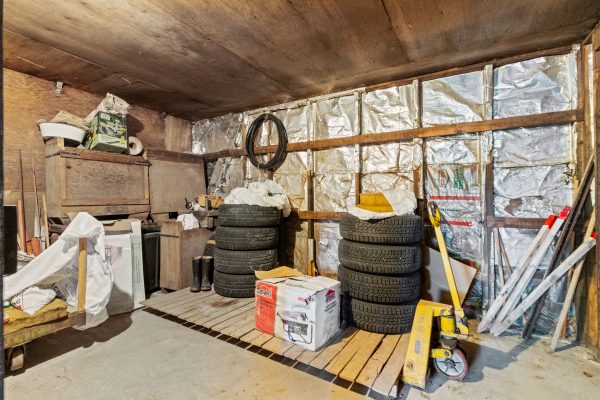 59 DENNY'S DAM ROAD