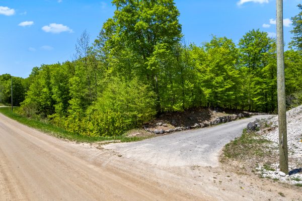 622829 MOTO PARK ROAD