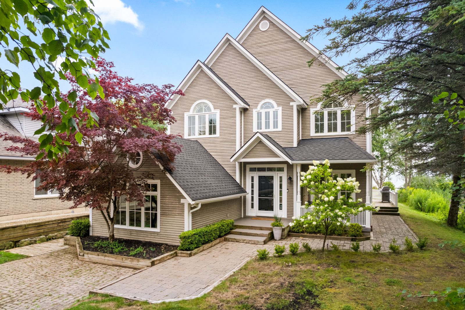 63 GEORGIAN MANOR DRIVE