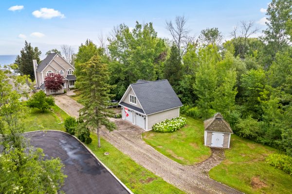 63 GEORGIAN MANOR DRIVE