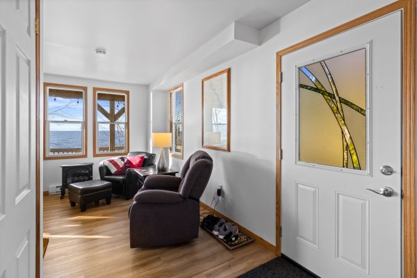 639 BRUCE ROAD 13