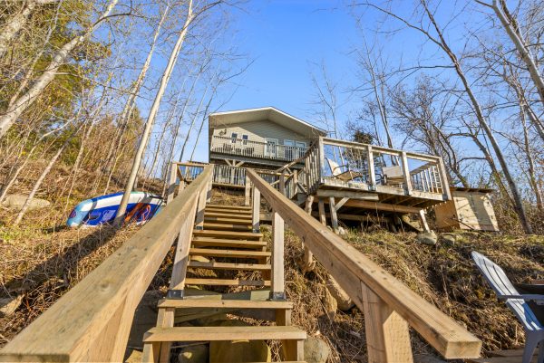 639 BRUCE ROAD 13