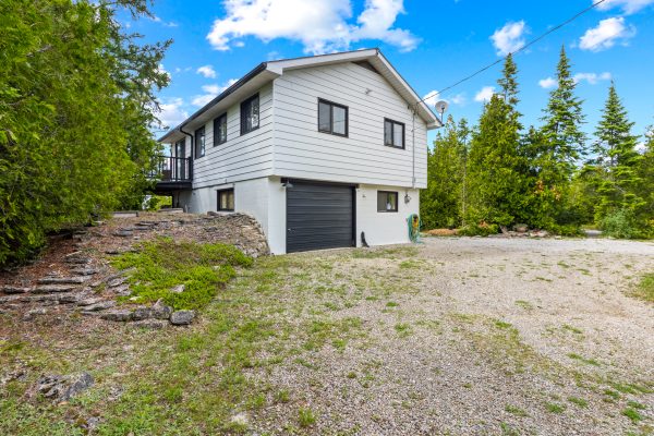 64 LARSEN COVE ROAD N