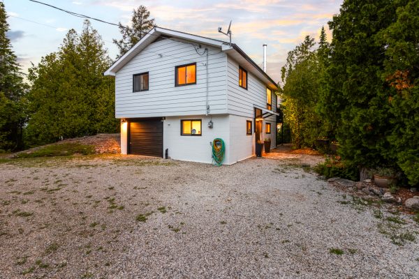 64 LARSEN COVE ROAD N