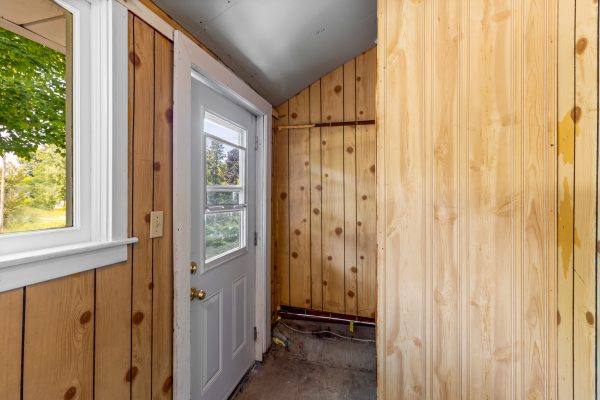 680210 30 SIDE ROAD