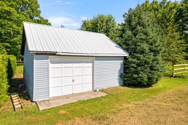 680210 30 SIDE ROAD