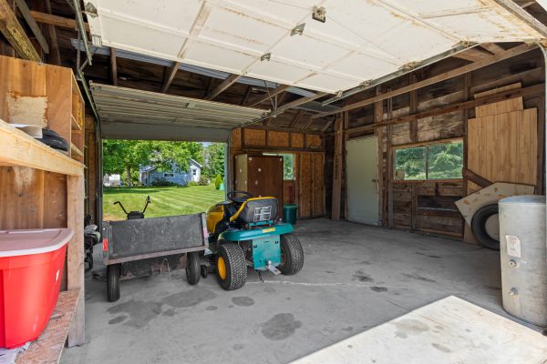 680210 30 SIDE ROAD