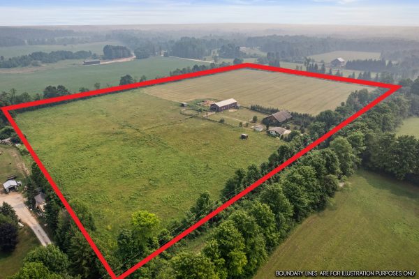720472 20 SIDE ROAD