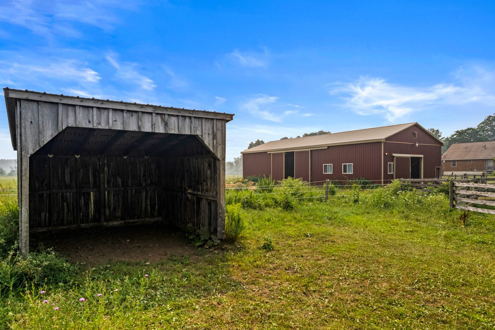 720472 20 SIDE ROAD