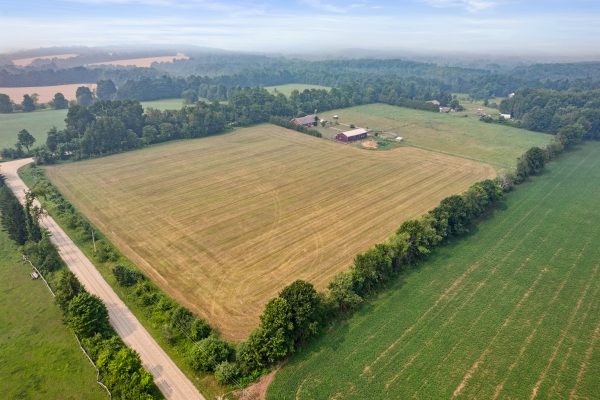 720472 20 SIDE ROAD