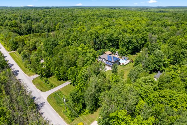 758335 GIRL GUIDE ROAD