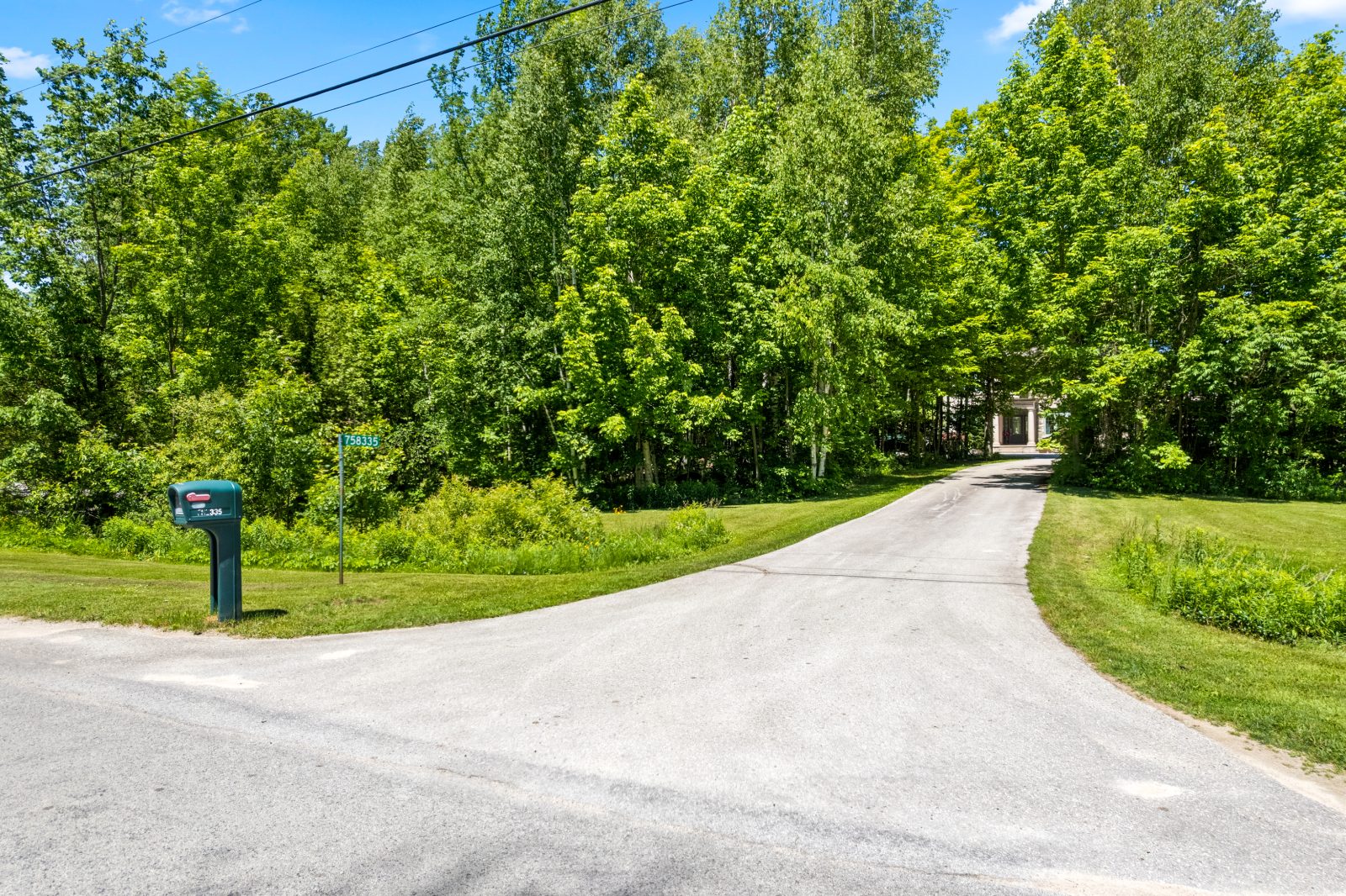 758335 GIRL GUIDE ROAD
