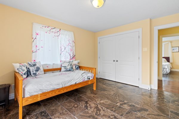 758335 GIRL GUIDE ROAD