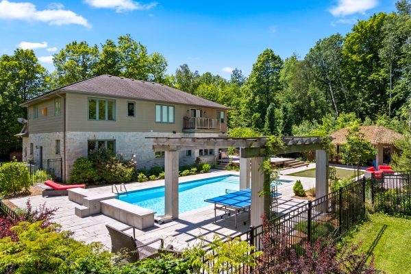 758335 GIRL GUIDE ROAD