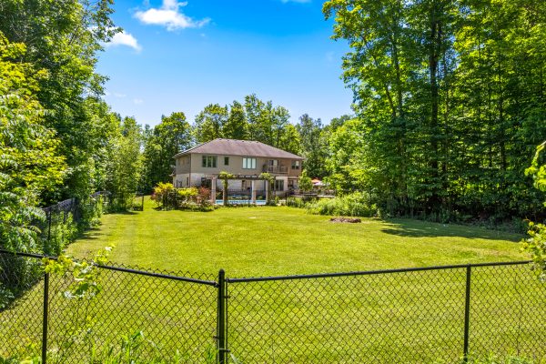 758335 GIRL GUIDE ROAD