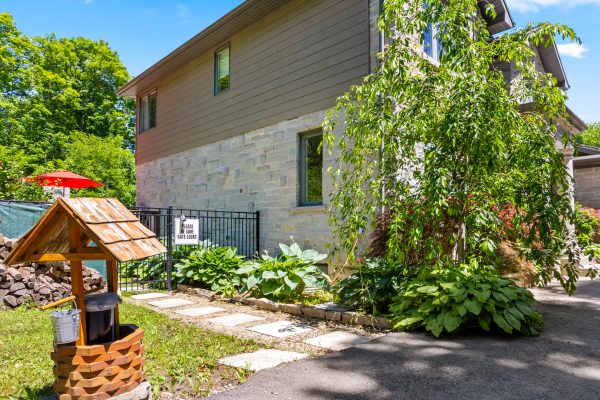 758335 GIRL GUIDE ROAD