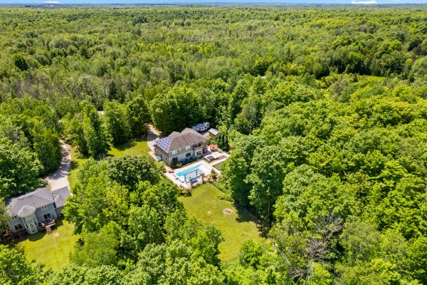 758335 GIRL GUIDE ROAD