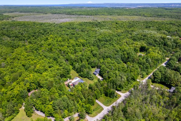 758335 GIRL GUIDE ROAD