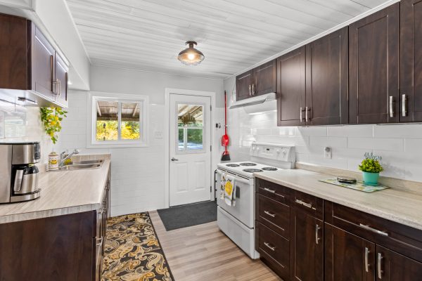 765 BRUCE ROAD 13 ROAD