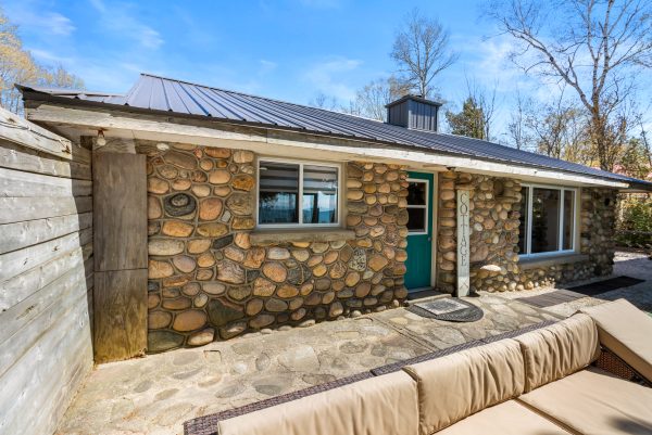 765 BRUCE ROAD 13 ROAD