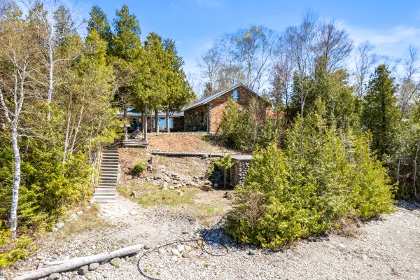 765 BRUCE ROAD 13 ROAD