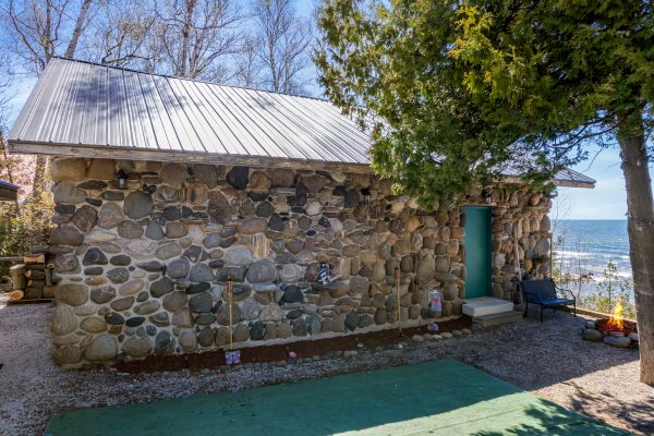 765 BRUCE ROAD 13 ROAD
