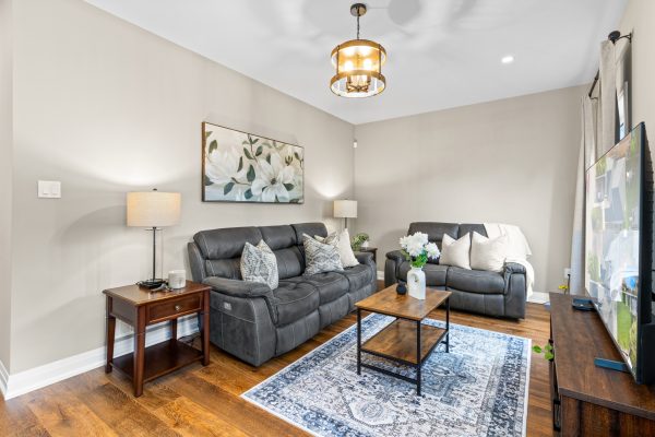 87 BONISTEL CRESCENT