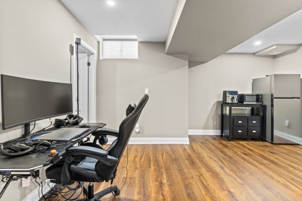 87 BONISTEL CRESCENT